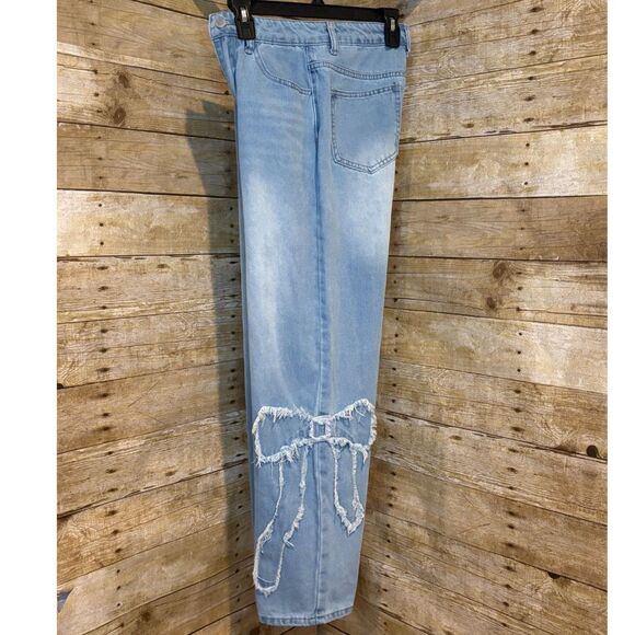 SHEIN HIGH RISE WIDE LEG DISTRESSED BOW DETAIL DESIGN CUTE EVERYDAY JEANS SZ. 26 - Picture 3 of 5